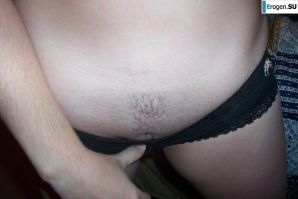 Curly-haired brunette. Thumb 17
