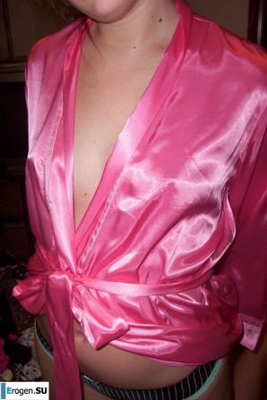 Curly-haired brunette. Thumb 28