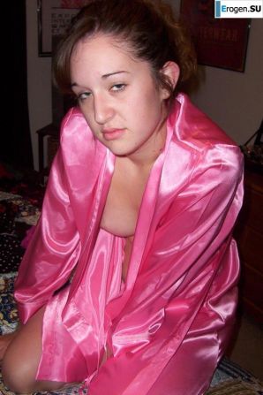 Curly-haired brunette. Thumb 29