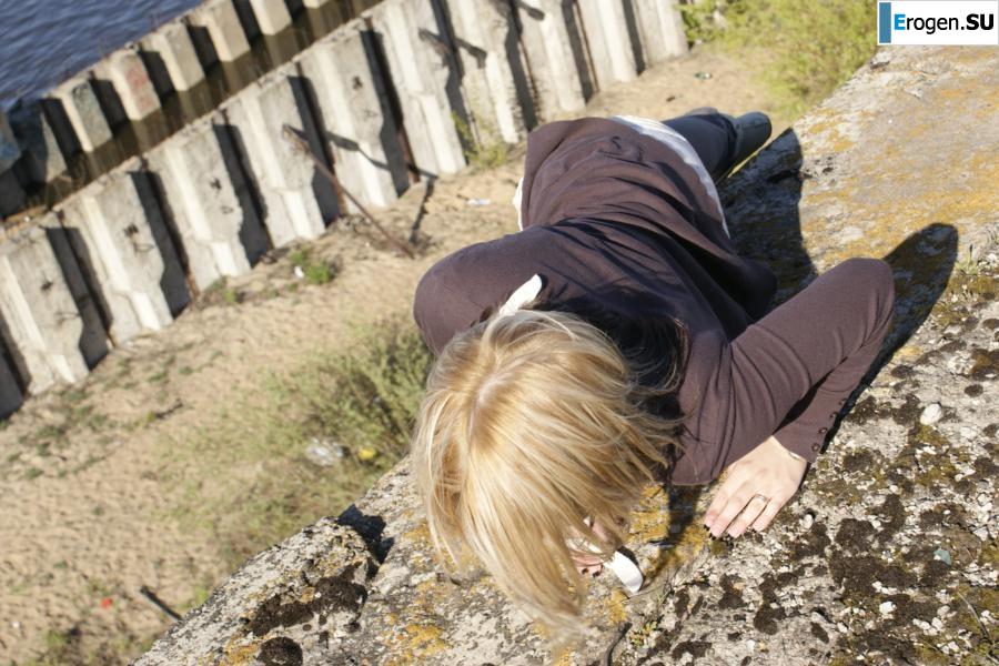 Beautiful Blonde. Part 4. Photo 12