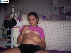 Красивая болгарка позирует дома и на пляже. Часть 2. Эскиз 19