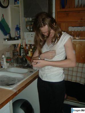 Easy erotica of a foreign student. Thumb 16