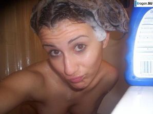 Beautiful Bulgarian posing at home and on the beach. Part 4. Thumb 14