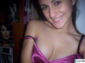 Beautiful Bulgarian posing at home and on the beach. Part 4. Thumb 20