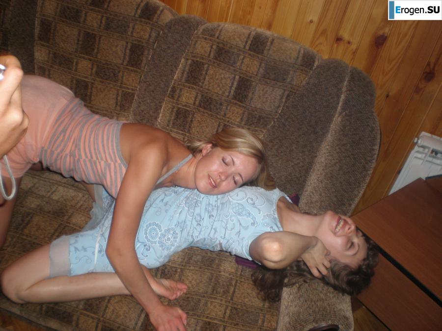 Amateur lesbians. Part 4. Photo 44