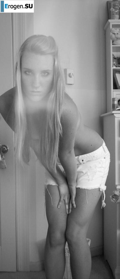 Young Euro-blonde. Photo 38