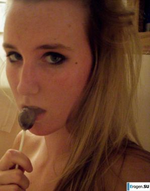 Young Euro-blonde. Thumb 22