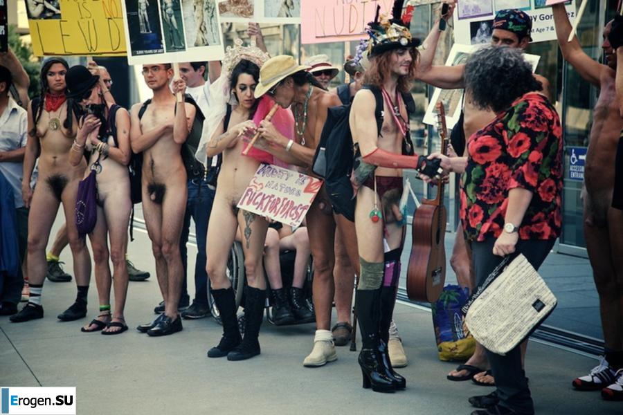 Обнажения в знак протеста. Фото 34