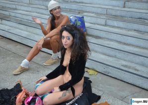 Обнажения в знак протеста. Эскиз 15