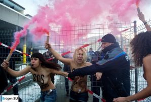 Обнажения в знак протеста. Часть 3. Эскиз 20