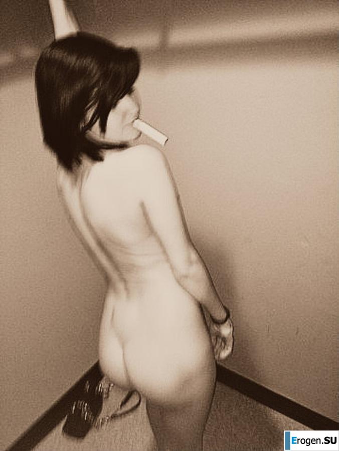 Young brunette. Part 2. Photo 14