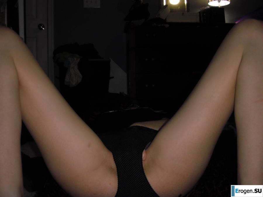 A young girl with a beautiful body. Photo 45