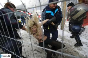 Обнажения в знак протеста. Часть 4. Эскиз 7