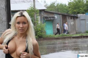 Nastya from Samara walks around the city and shows herself. Part 2. Thumb 28