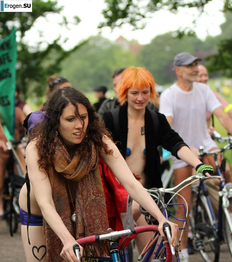 Naked bike rides. Part 2. Photo 38