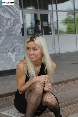 Nastya from Samara walks around the city and shows herself. Part 5. Thumb 29
