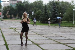 Nastya from Samara walks around the city and shows herself. Part 5. Thumb 36