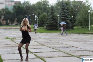 Nastya from Samara walks around the city and shows herself. Part 5. Thumb 37