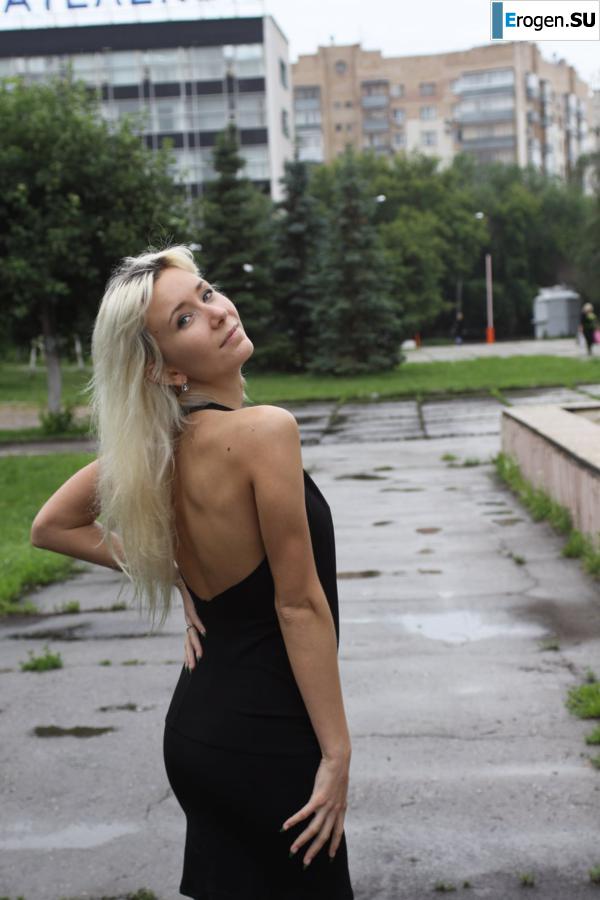 Nastya from Samara walks around the city and shows herself. Part 6. Photo 21