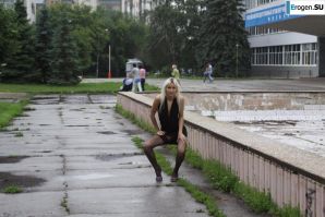 Nastya from Samara walks around the city and shows herself. Part 6. Thumb 28
