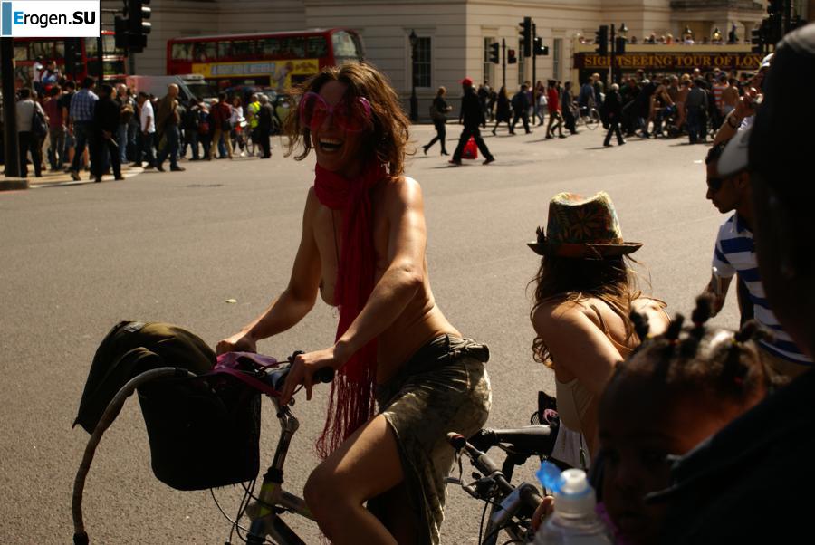 Naked bike rides. Part 5. Photo 33