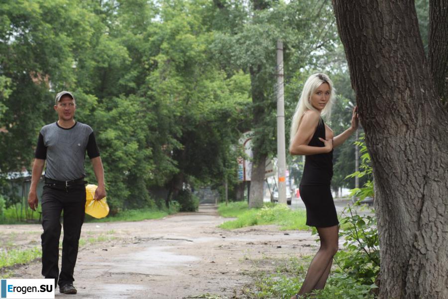 Nastya from Samara walks around the city and shows herself. Part 8. Photo 7