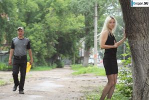 Nastya from Samara walks around the city and shows herself. Part 8. Thumb 6
