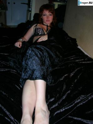 red-haired Frenchwoman. Thumb 40