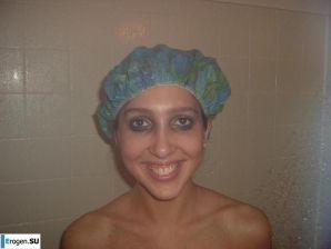 Smiling brunette with everlasting nipples. Thumb 34