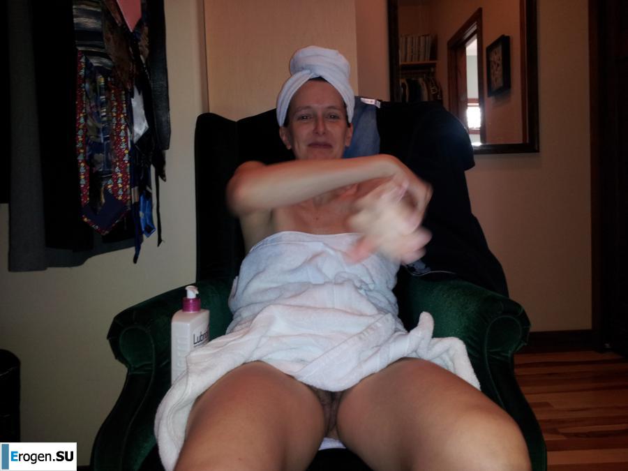 Well-preserved old woman - minx. Photo 10