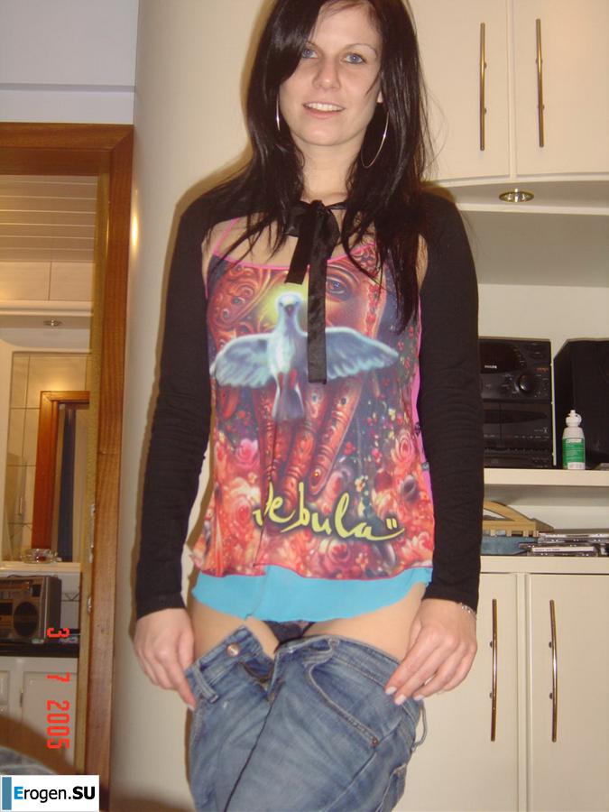 A slender girl poses and craves. Photo 5