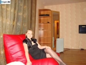 simple but sexy couple. Thumb 36