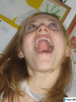 Стройная немка и ее кучерявый друг. Эскиз 8