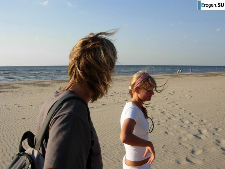 That blonde, the brunette. Part 2. Photo 26