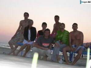 That blonde, the brunette. Part 2. Thumb 29