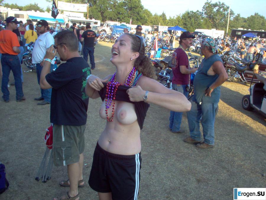 Public exposure. Photo 21