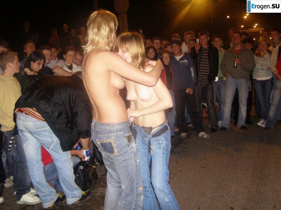 Public exposure. Photo 5