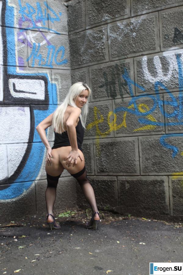 Настя из Самары ходит по городу и показывает себя. Часть 12. Фото 31