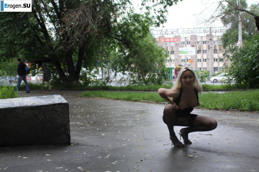 Настя из Самары ходит по городу и показывает себя. Часть 12. Фото 38