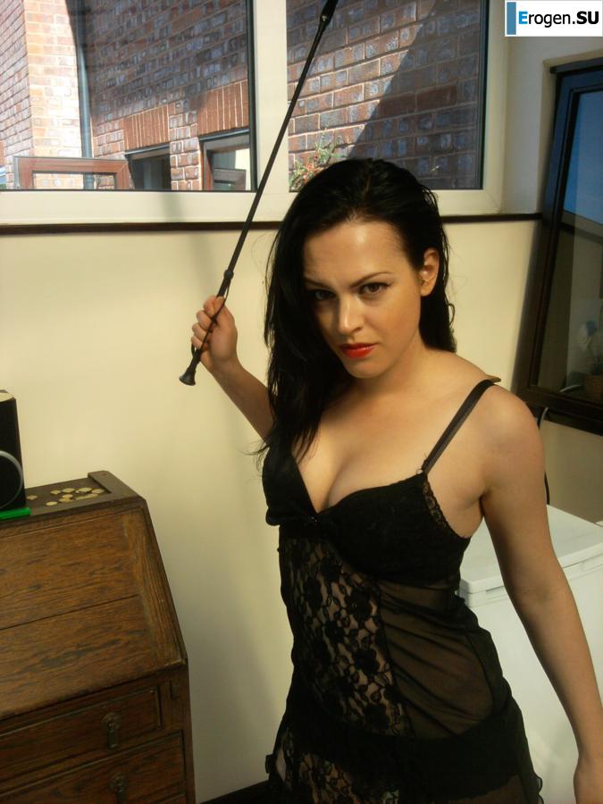 Pretty brunette in stockings. Photo 17