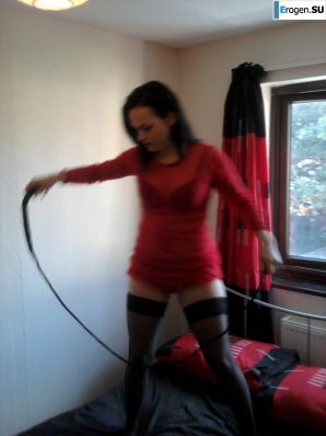 Pretty brunette in stockings. Thumb 28