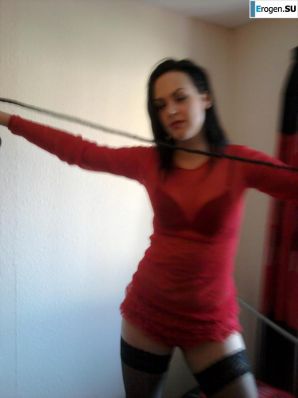 Pretty brunette in stockings. Thumb 32