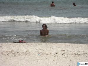 Topless thin girl on the beach. Thumb 35