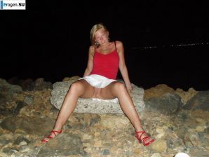 public outcrops. Thumb 7