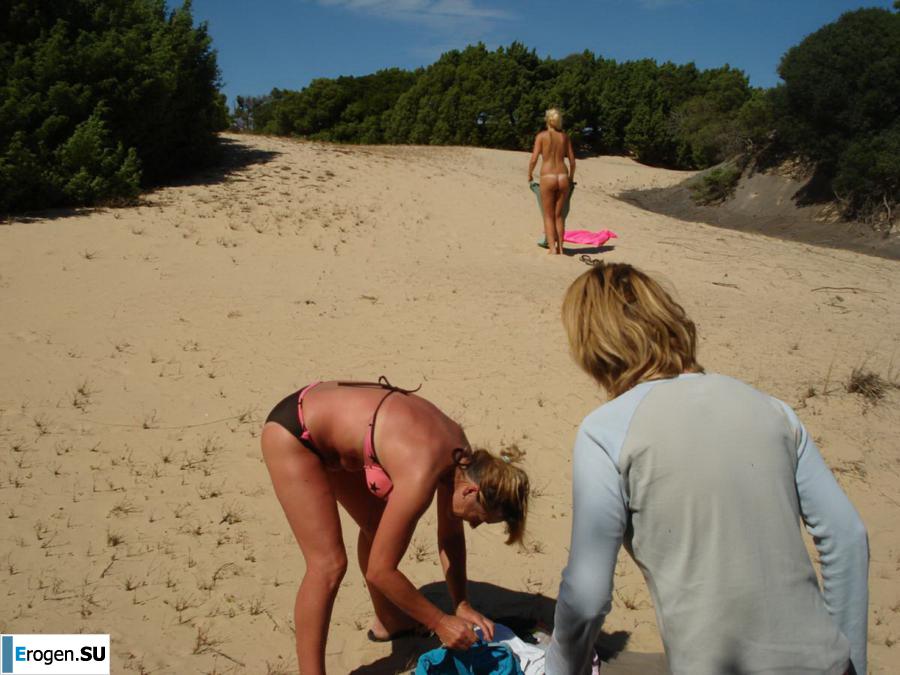 Wow, how shy we are. Photo 13