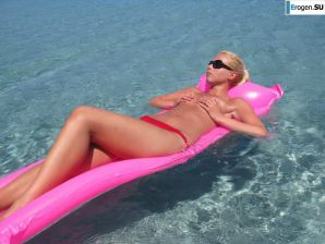 Wow, how shy we are. Thumb 26