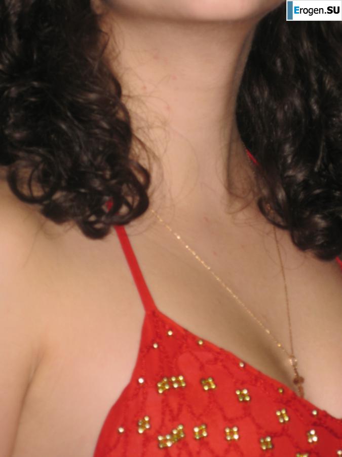 Students take pictures of themselves. Photo 36