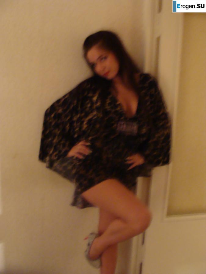 fatal brunette solo. Photo 6