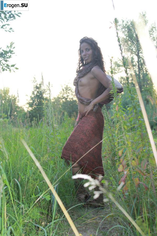 Ukrainian Nudists in the Summer. Part 2. Photo 6