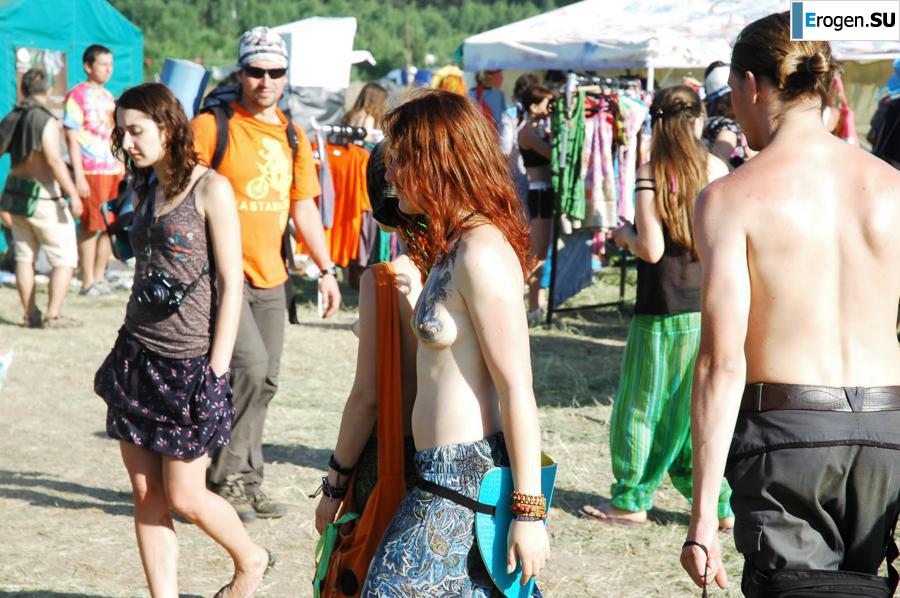 Photo from the hippie rally. Photo 8